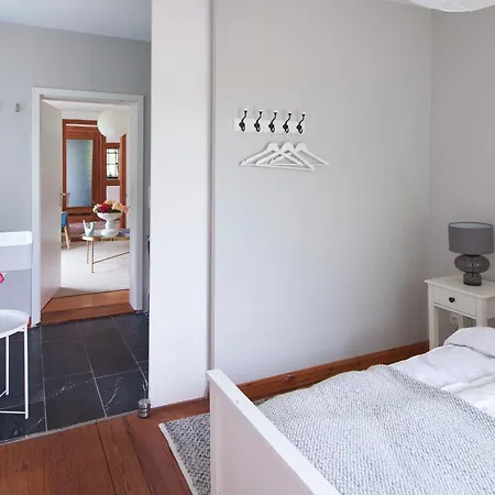 Apartment Kuenstlerwohnung Im Naturpark Meezen