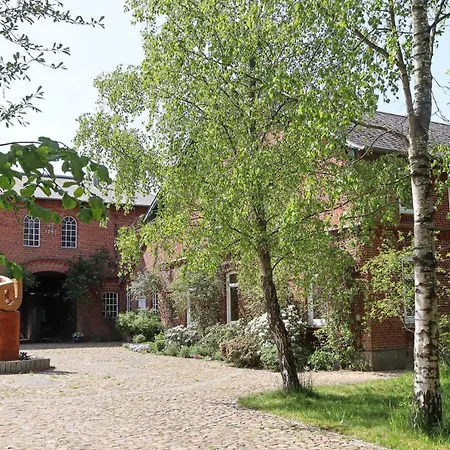 Kuenstlerwohnung Im Naturpark *