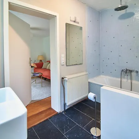 Kuenstlerwohnung Im Naturpark Apartment